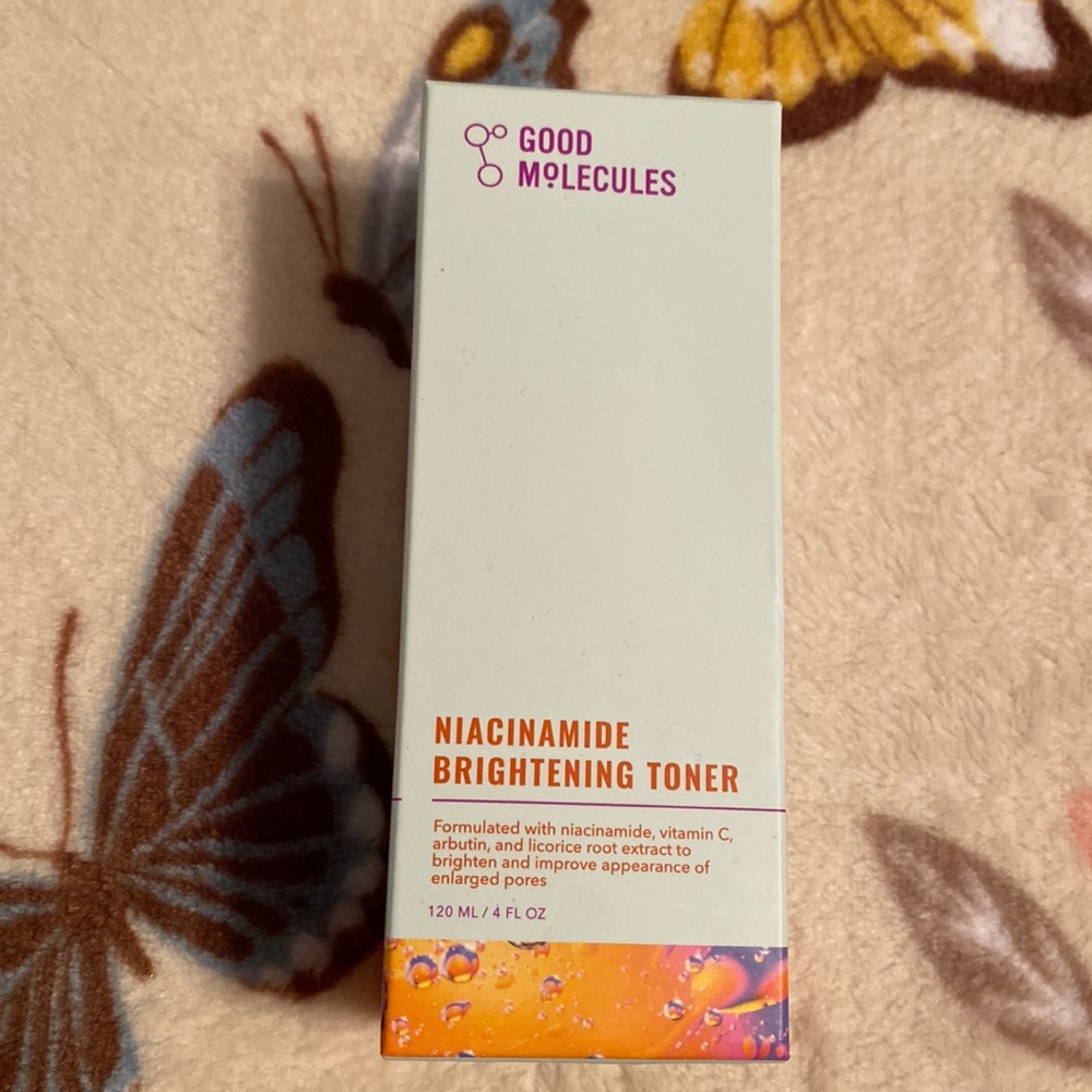 Good molecules niacinamide toner